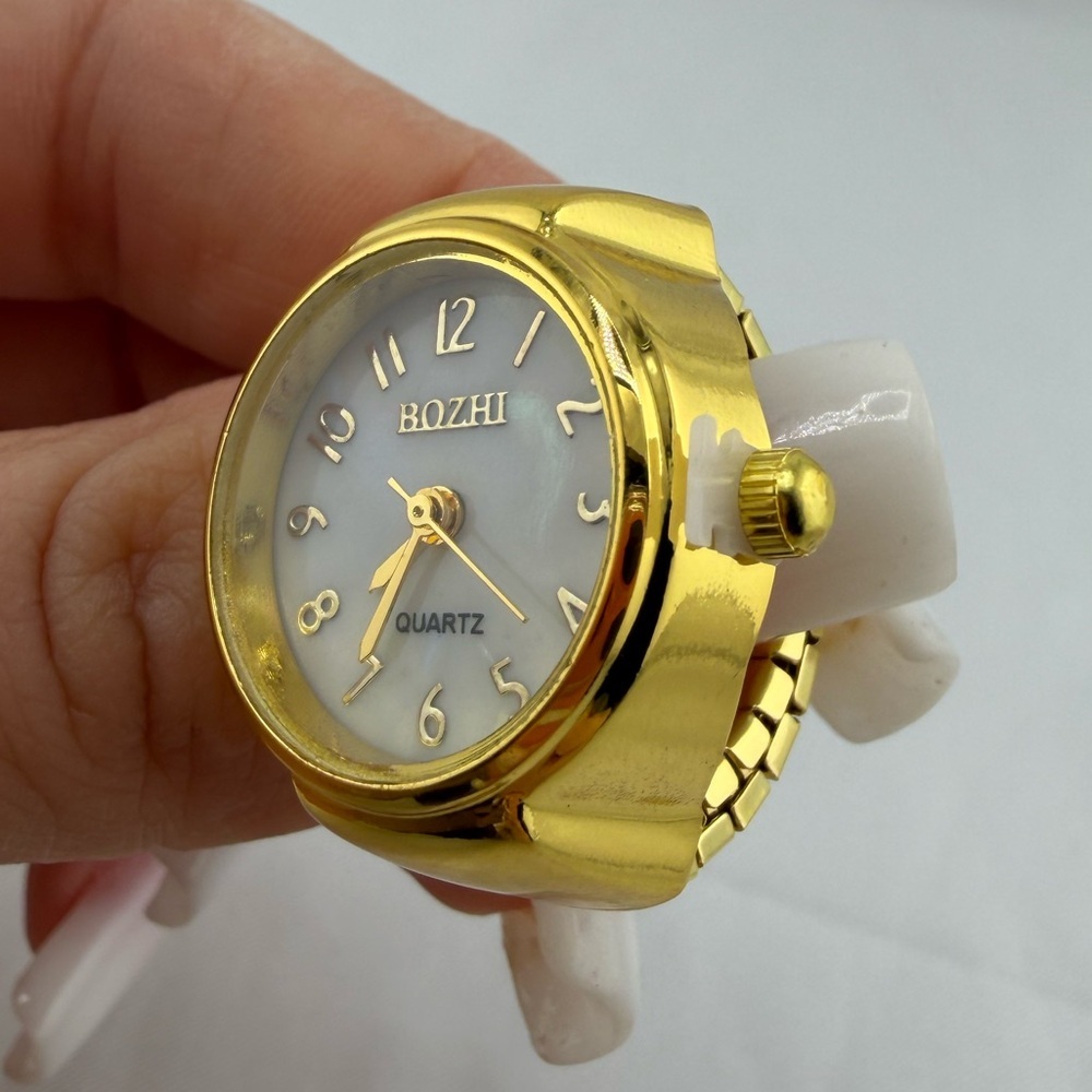 Classic unique adjustable Gold ring Watch - Picture 5 of 6